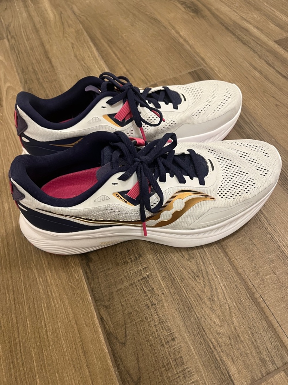 Saucony Guide Mens White Gold Navy Running Shoes
